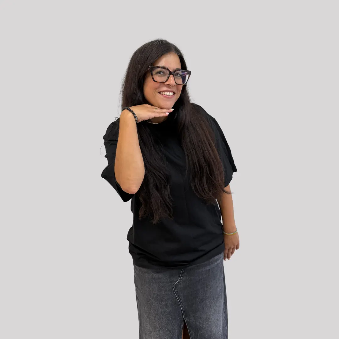 Laura  2